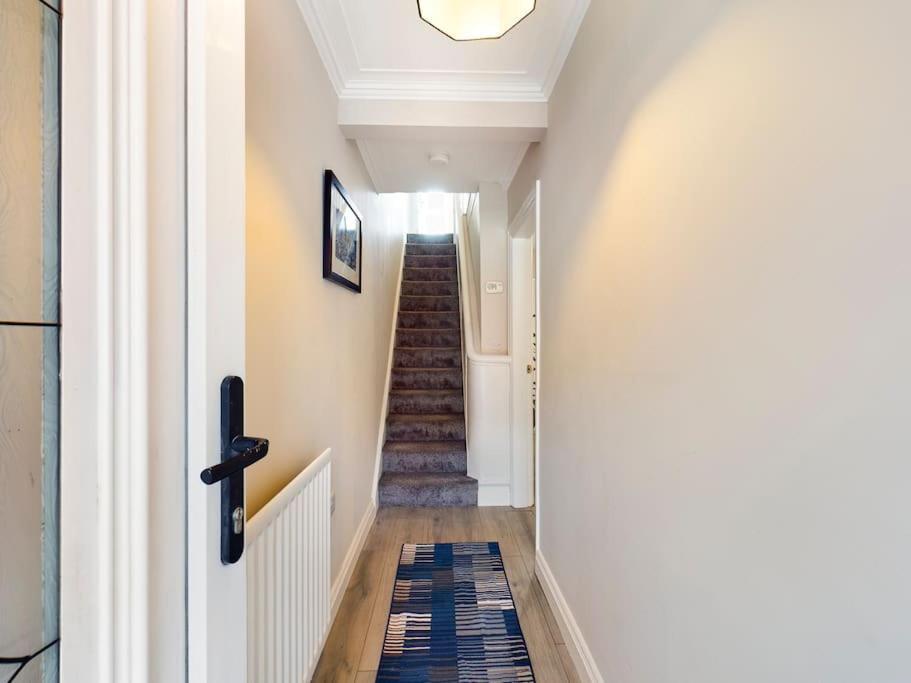 It'S Broadway Baby! Great House Close To City Centre Belfast Exterior photo